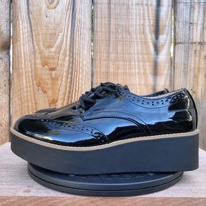 NEW Madden Girl Patent Leather Platform Oxfords